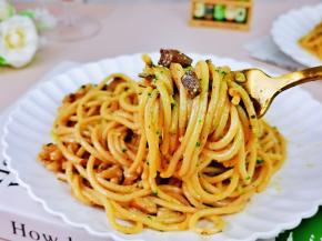 大块虾仁与鱿鱼，口齿留鲜。