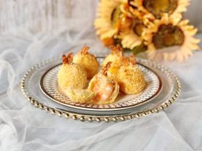 金黄诱人，外酥脆、内柔软，虾肉弹嫩～