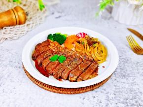 切开即可食用，看一眼就会的西餐。