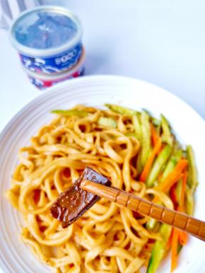 鱿鱼超大粒的。