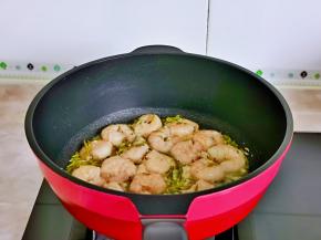 大火收汁即可关火出锅。