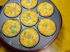 锅不要烧的太热倒入锅里