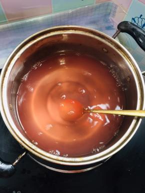 用勺子搅拌均匀！