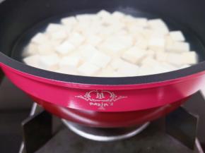 大火烧开以后煮2分钟关火。