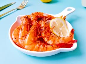 没有油炸的对虾吃起来丝毫不担心长肉肉，好开心！