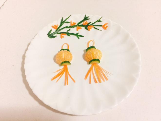 大红灯笼高高挂