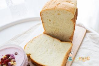 春夏天气热一定要用冰的液体，秋冬看情况，调整水温，我在杭州，都是是一半冰一半常温的就差不多了，黄油永远用冷冻的