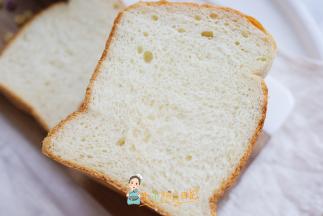 酵母买耐高糖酵母，不管做馒头做面包都能用，不要买错了，有一种是高活性酵母那个是做馒头的