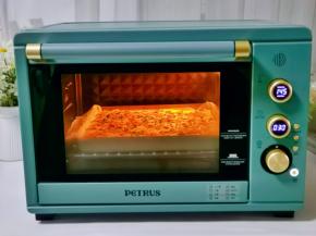 上下145度烤烤30分钟。（烤箱时间及温度仅供参考）