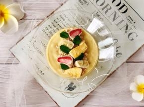 用薄荷叶装饰即可。