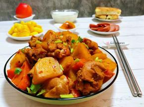 鸡腿炖土豆胡萝卜营养丰富好吃到爆