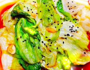 撒上黑芝麻感觉生菜的颜值爆棚