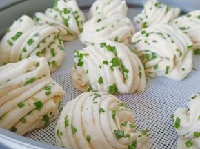 盖上帝伯朗盖子再次醒发至两倍大。