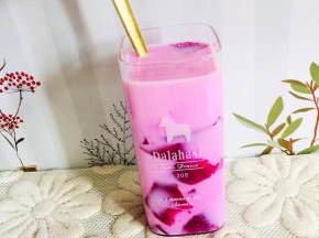 用勺子搅和搅和就可以吃啦！