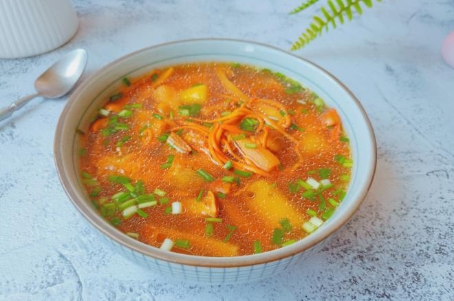 排骨山药菌菇汤