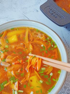 虫草花吃起来有劲！