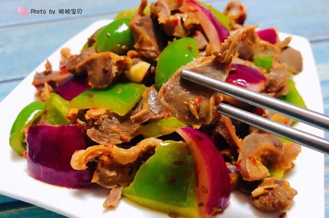 孜然青椒炒鸡胗