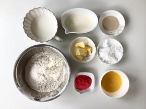 准备好食材，黄油提前拿出冰箱室温软化，不需要融化，能用手指戳动即可。