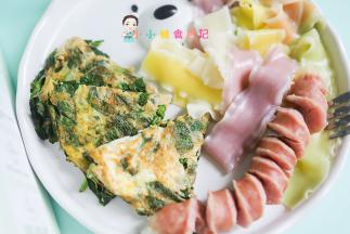 家里有两个炉灶尽量两个一起做节省时间，一般我5-10分钟就全部做好了很快