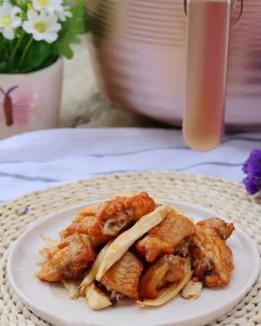 香喷喷的炸蘑菇鸡块    完成，摆盘