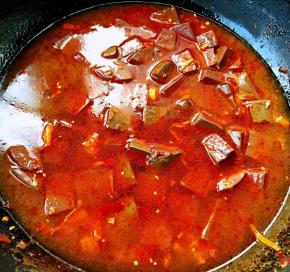 添加适量清水大火烧开