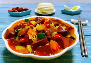 搭配小花卷和鸡蛋、坚果一起吃味道一级棒