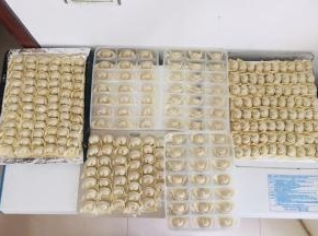 依次包好所有的饺子！