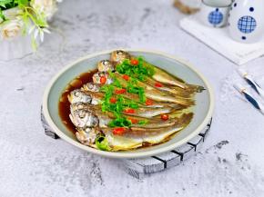 简单又鲜美的小黄鱼。
