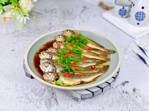 无论什么鱼清蒸都好，营养不流失。