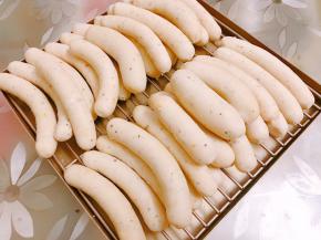 捞出后剪掉棉线放凉，我抽好真空入冰箱冷冻了