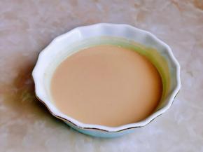 充分搅拌均匀，无干粉无颗粒状态。