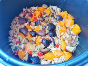 最后撒葱花搅拌均匀，开吃！