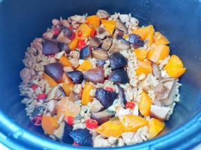 最后撒葱花搅拌均匀，开吃！