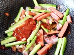 8.加入cook100番茄肉酱