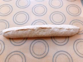 再把上下捏合起来，一定要捏紧