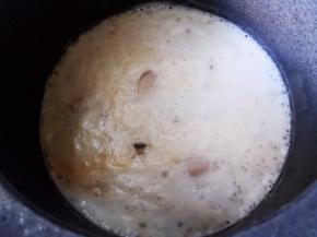 啤酒淹没五花肉