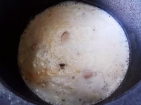 啤酒淹没五花肉