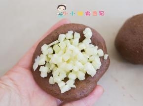 这是奶酪馅包的越多拉丝越明显