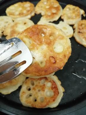 煎到两面金黄即可