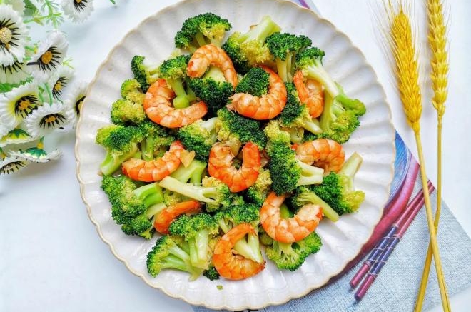 西兰花炒虾仁