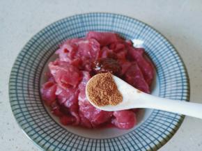 加一点十三香。