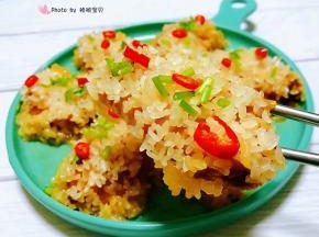 看着诱人的糯米蒸鸡翅就超级有食欲