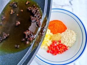 淋半碗热花椒油，