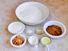 准备食材并称重。