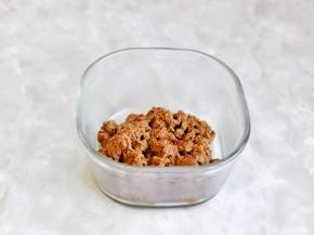 用筷子搅拌至无干粉。