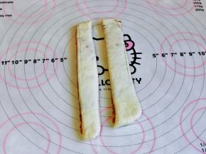 取一份再从中间切开，如图。