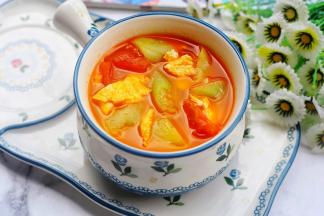 汤鲜味美，简单到没朋友，
