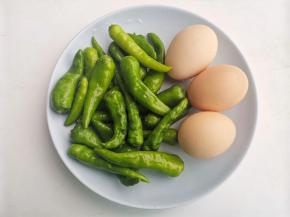 准备好所有食材。