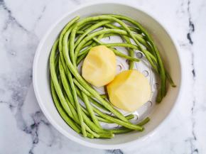 准备好所有食材。