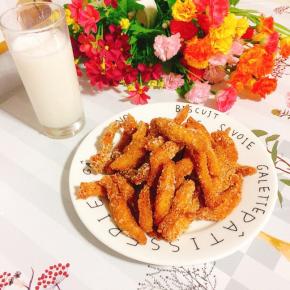 搭配一杯香浓可口的椰奶，我家宝贝的下午茶就做好啦！